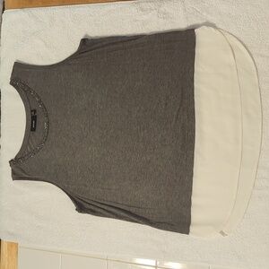 Women's sleeveless blouse